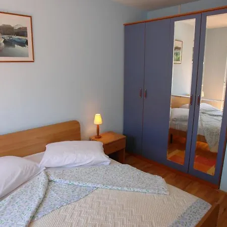 Apartment Casiopea Postira